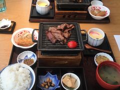 -味太助·银饭食堂(中华城店)