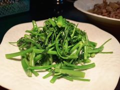-许爷家·生态湖鲜(徐汇日月光店)