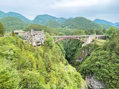 -蝶舞清江·恩施地心谷景区