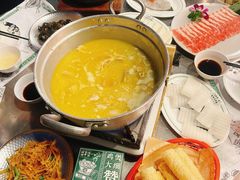 -禄婶鸡煲·打边炉