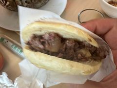 -闫家驴肉老店(华电一校店)