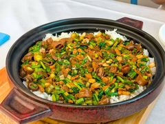 -品海楼·大连海胆锅贴馆(东港店)