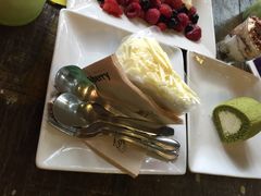-莓园冰淇淋店