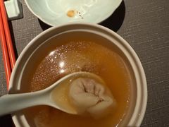 -左庭右院鲜牛肉火锅黑金店(陆家嘴中心店)