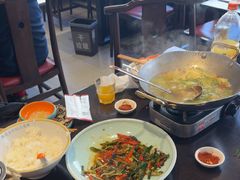 -川流不息·地道川菜·小龙虾(松东路店)