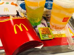 -麦当劳(世界城广场店)