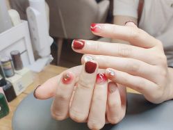 -UGIRL有个美甲
