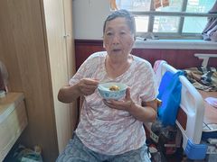 -上海市奉贤区奉城镇敬老院(洪天奉城分院)