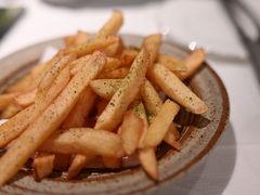 -LESCEDARS Brasserie Bistro香柏树