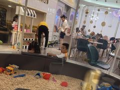 -Lilliput粒粒堡亲子餐厅(置汇旭辉店)