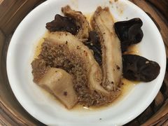 -万龙洲海鲜(大兴绿地缤纷城店)