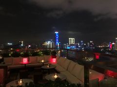 -顶层酒吧ROOF(上海艾迪逊酒店)