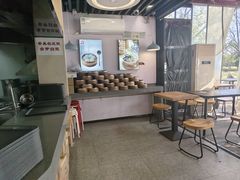 -鸡鸣汤包(红山动物园店)