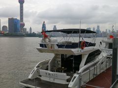 -北外滩百艇汇游艇俱乐部