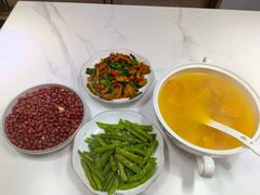 -天鹅到家·保姆月嫂育儿嫂(两江店)