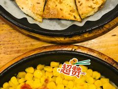 料理烤芝士玉米粒-老东镇啤酒屋海鲜加工·蒸汽海鲜·海鲜烧烤(台东店)