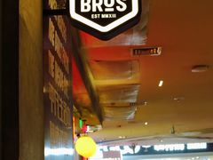 -Moka Bros 摩卡站(西单大悦城店)