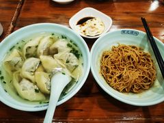 -潘国仙耳光馄饨(黄家阙路店)