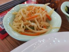 -顺溜·手工刀削面·黑金店(铜锣湾店)