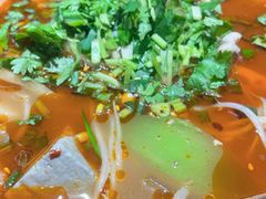 -成都你六姐·牛肉冒菜(信泰中心商场店)