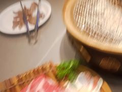 -山焱·炭火自助烤肉(周浦万达店)