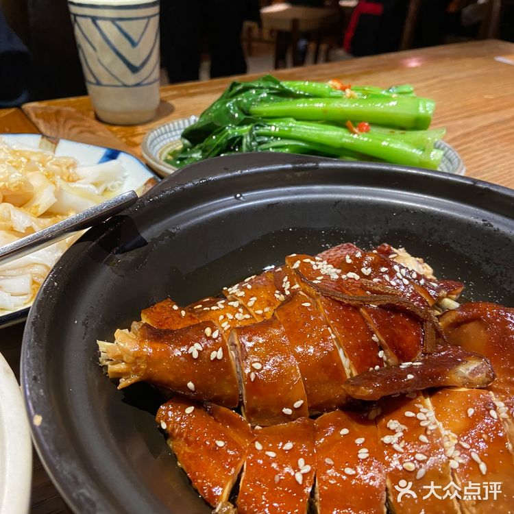 这里的鸡超好吃的[加油]