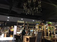 -魔方城市书房(中街益田店)