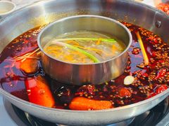 -小天鹅火锅·一线江景洪鼎旗舰店(洪崖洞店)