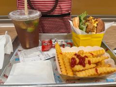 -蛋魂EGGSOUL·SPACE(德基广场店)