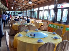 大堂-鲤鱼塘农家山庄