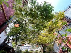 -古董花园(思南路42弄小区店)