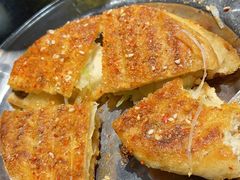 烤饼-明何记涮牛肚(品牌首店隋唐植物园南门古城路店)