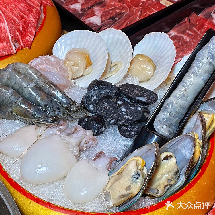 冬日里无法拒绝的美食,和牛寿喜锅,热气腾腾,好温暖