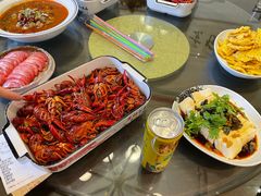 -聚汇三少·龙虾·中餐厅(莫邪路新天地店)