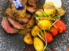 -HuaTa 花榻·花忆西葡餐厅(虹桥南丰城店)