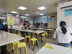 -华威达牛庄(黄埔大道西店)