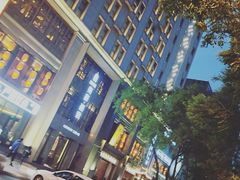 -美丽豪酒店(西安钟鼓楼回民街店)