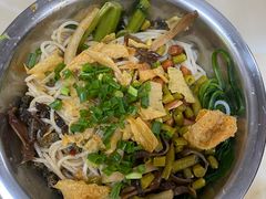 -凤张螺蛳粉·爽口粉(跃进路总店)
