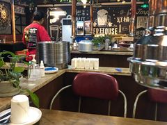 大堂-·缸桶屋·韩式牛肋条自助烤肉(西湖D11店)