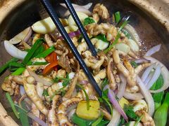 啫啫鱿鱼须-广东道至正餐厅(区庄店)