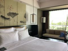 -三亚湾海居铂尔曼度假酒店