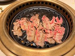 -蚂蚁洞·烤肉大营地(上海静安大悦城店)