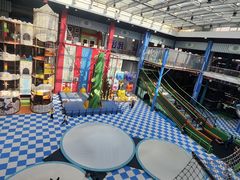 -蒙特利亲子乐园