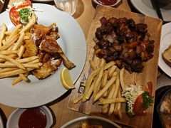 -Lia Cafe Bar Restaurant松山咖啡屋
