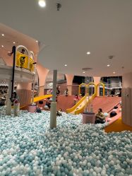 -奈尔宝家庭中心·亲子餐厅(鄞州万达店)