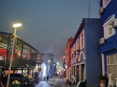 -百里峡七彩艺术小镇