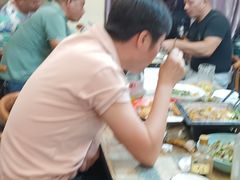大堂-八张桌子(老店)