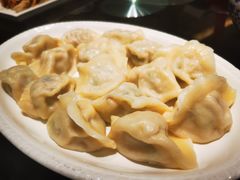 油渣酸菜馅饺子-乾隆饺子馆(中兴广场店)