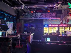 -UP嘻哈酒吧(粉巢店)