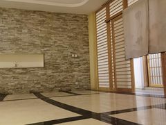 -中家鑫园温泉酒店鑫悦汤泉